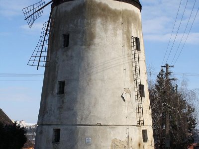 Větrník - větrný mlýn na Kanciborku v Třebíči