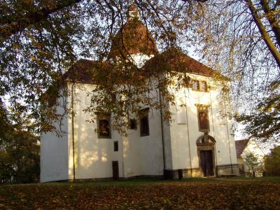 Kaple Sv. Barbory v podhradí Buchlovského hradu   