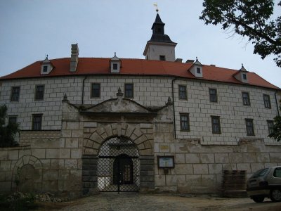 Starý zámek v Jevišovicích - zde můžete nahlédnout do soukromí netopýr