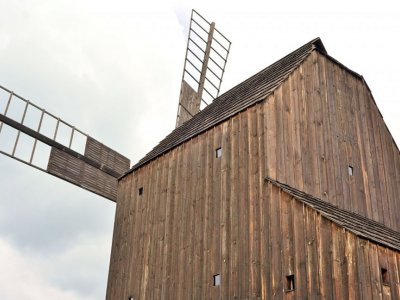 Větrný mlýn Klobouky u Brna