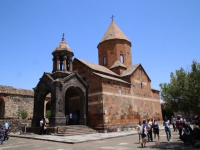 Za plazy Arménie